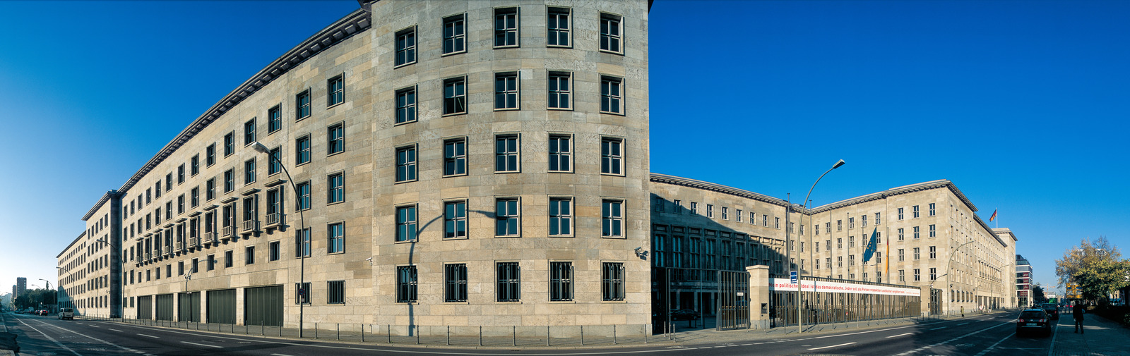 © Martin Frech: Detlev-Rohwedder-Haus (Bundesfinanzministerium), Berlin